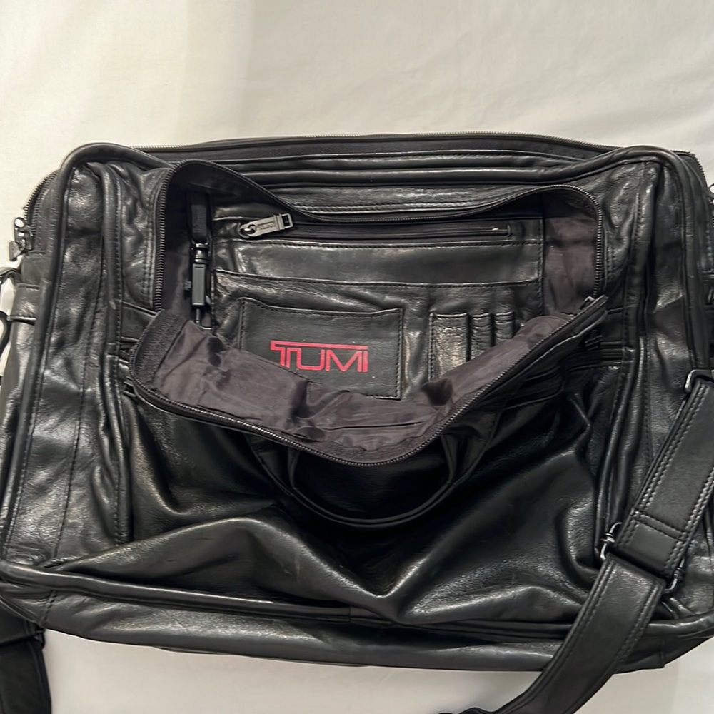 TUMI Large Vintage Travel Computer And Messenger Bag - Picture 1 of 11